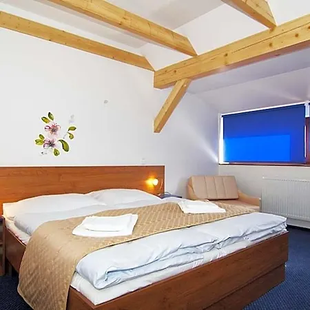 Hotel Pod Sluncem 3*